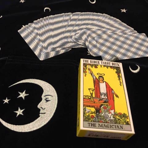 Tarot ดูฟรี 1 คำถามจ้า