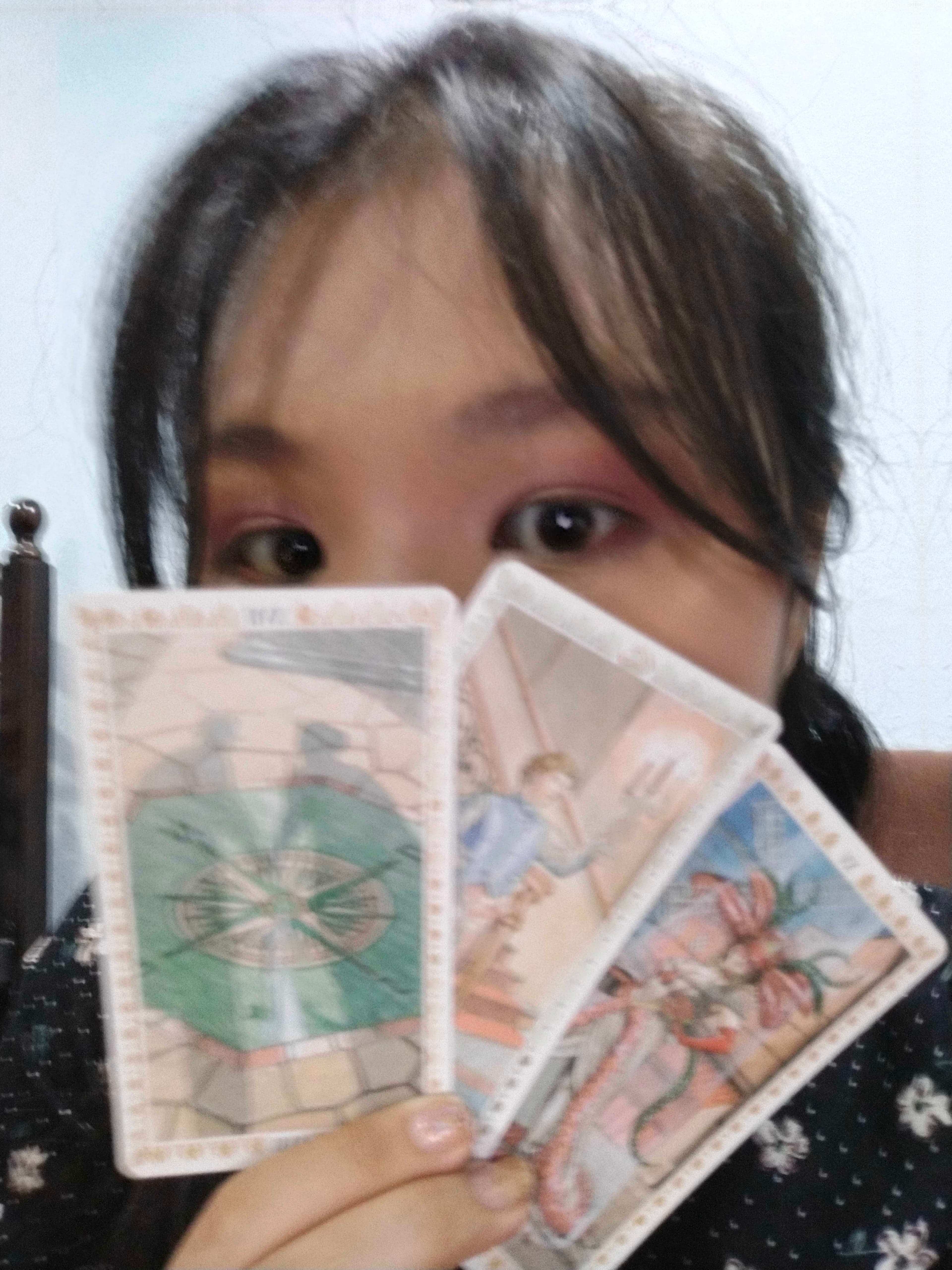 มานั่งคุยกันขำๆ