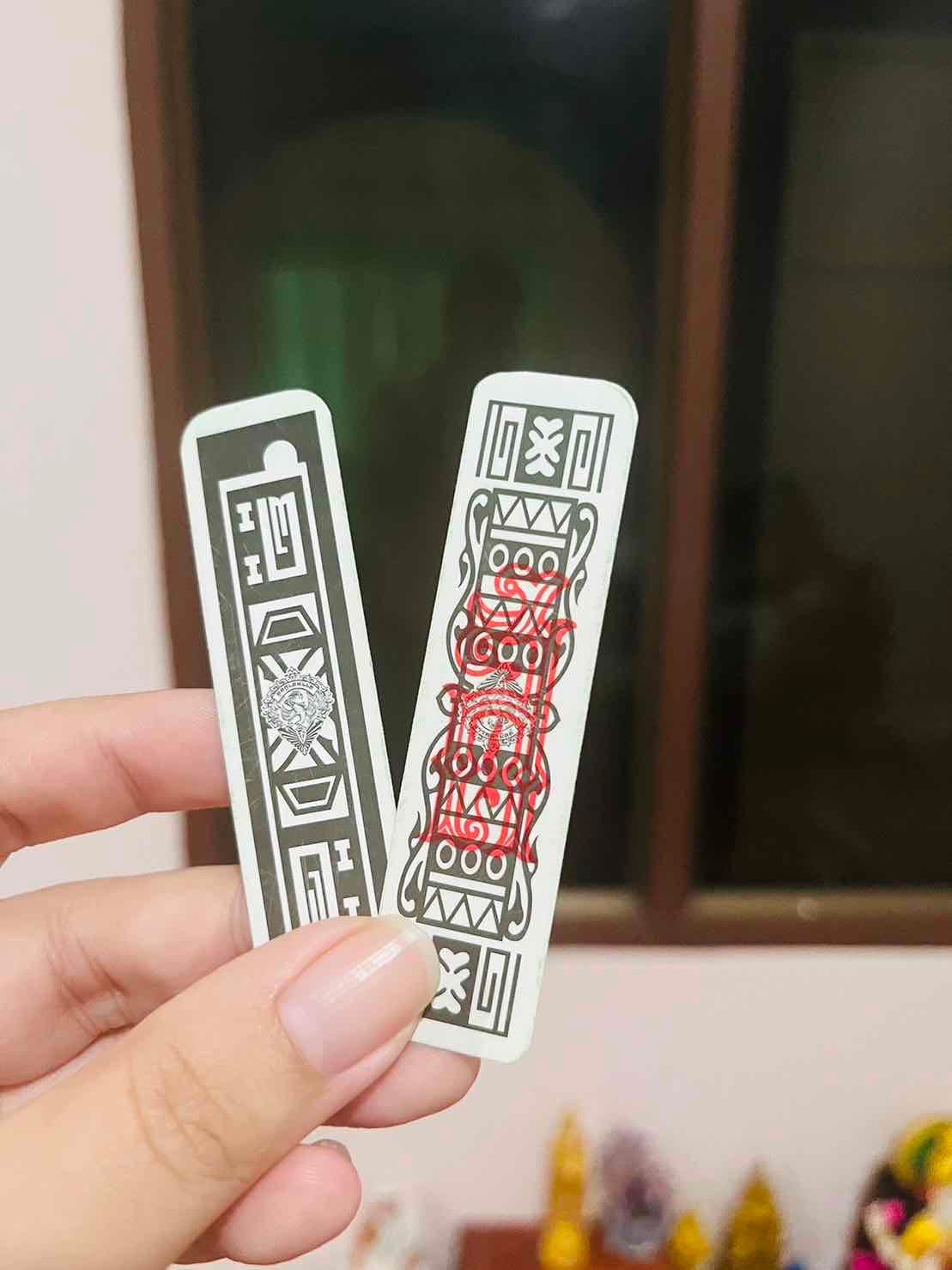 อ่านไพ่ตอง